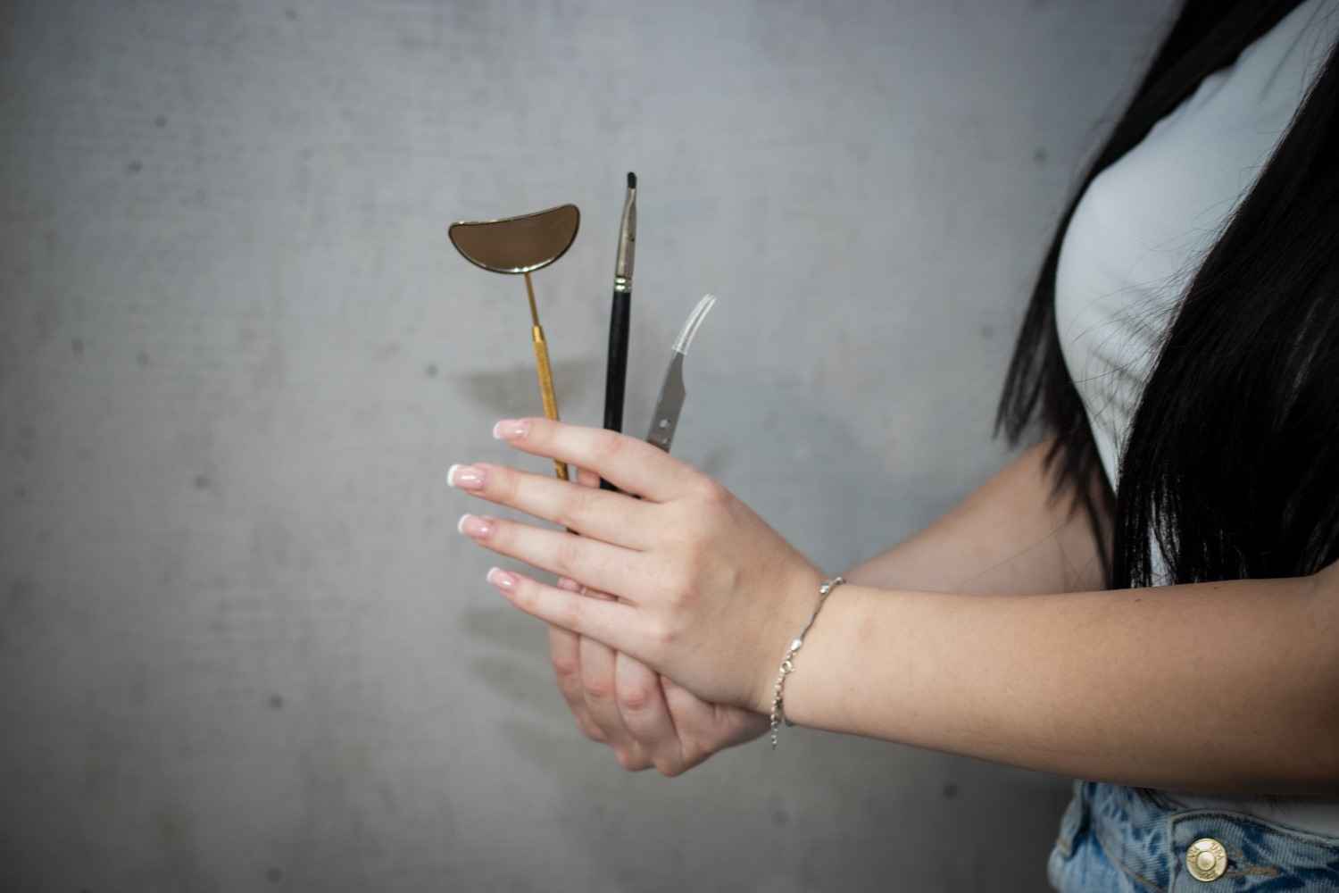 stylizacja brwi Łódź En Ju Studio – perfekcyjny kształt i naturalny efekt